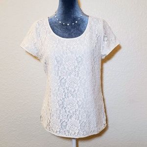 Gap Ivory Lace Short Sleeve Scoop Neck Fully Lined Women's Top - Size Medium